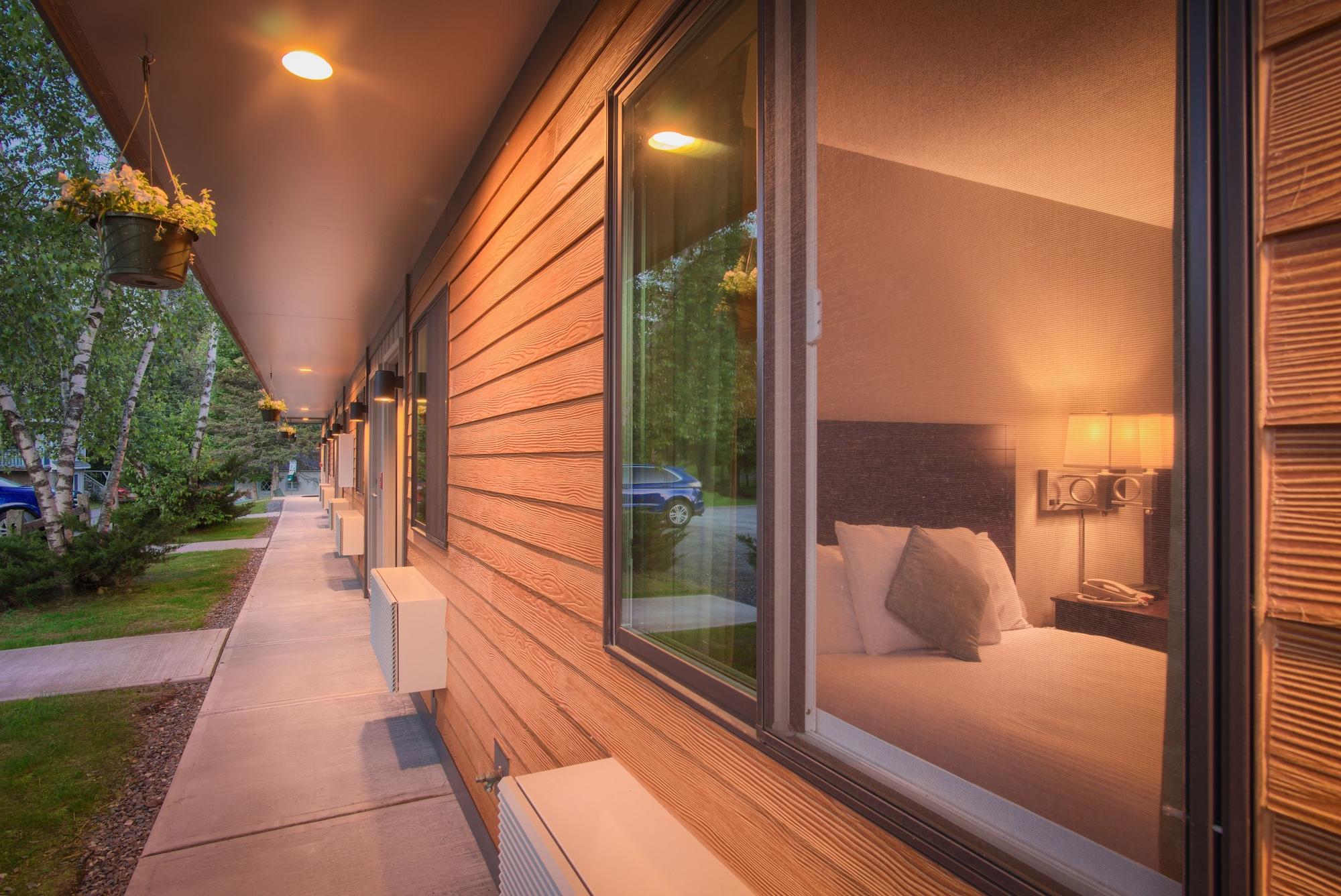 Sun & Ski Inn And Suites Стоу Екстер'єр фото
