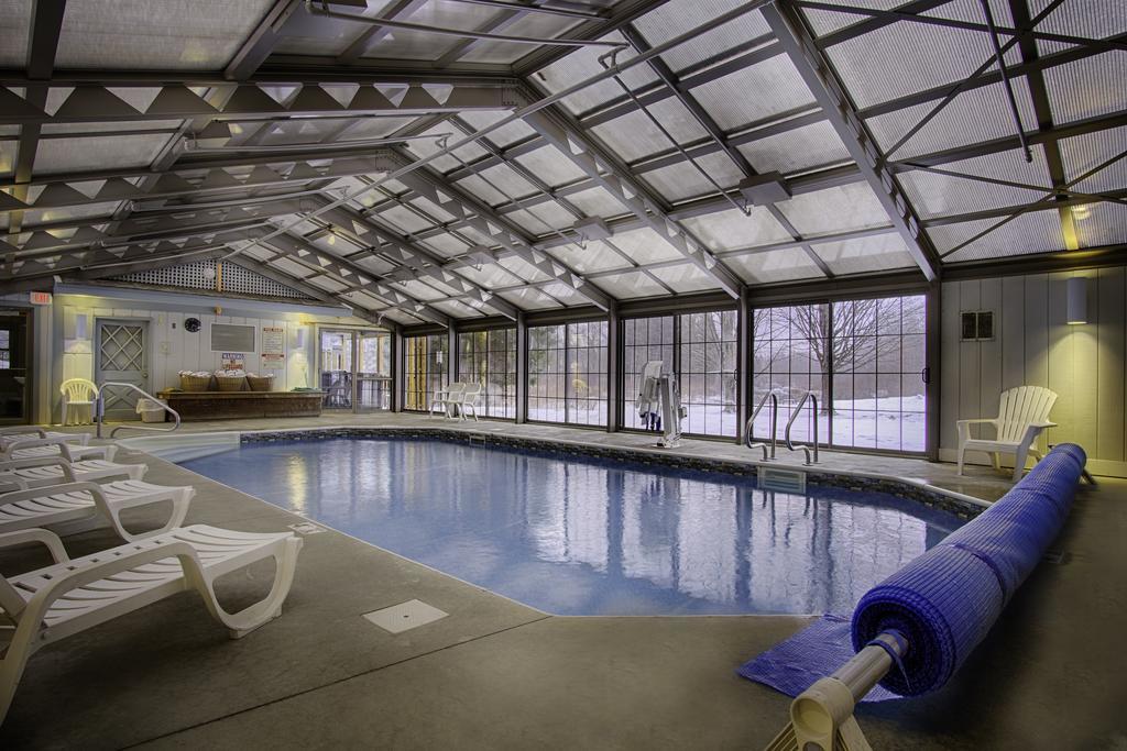 Sun & Ski Inn And Suites Стоу Екстер'єр фото